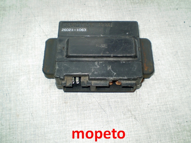 1403 Kawasaki GPZ500S EX500A Sicherungsbox