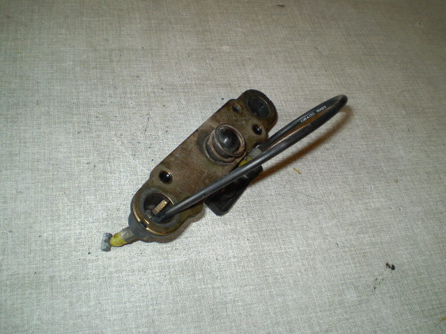 Suzuki GSF1200 Bandit GV75A Sitzverriegelung