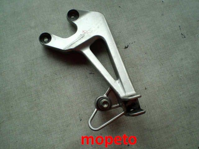 1301 Honda VFR800 RC46 Soziushalter rechts