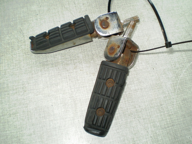 Yamaha FJ1200 1XJ Soziusrasten r + l