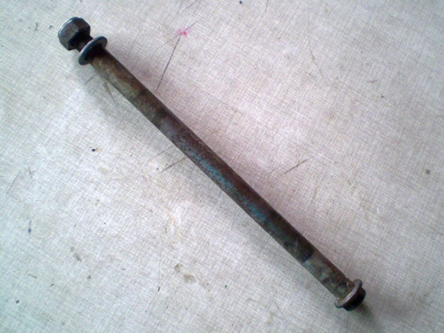 Honda CBR 1000 F Sc21 Steckachse hinten