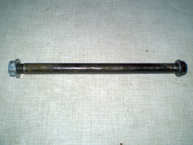 1109 GPX600R ZX600A Steckachse Schwinge