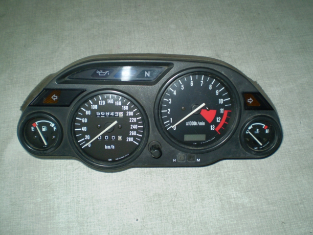 1125 GPZ1100 ZXT 10E Tacho