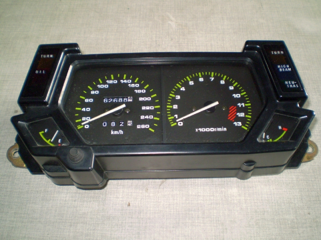 1109 GPX600R ZX600A Tacho