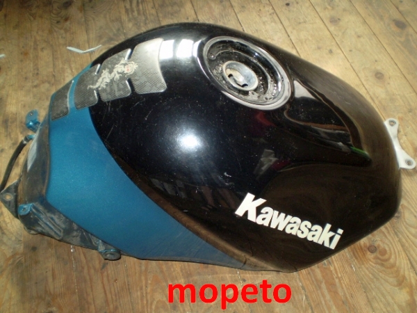 Kawasaki ZZR600 ZX600E Tank