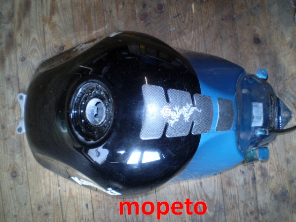 Kawasaki ZZR600 ZX600E Tank