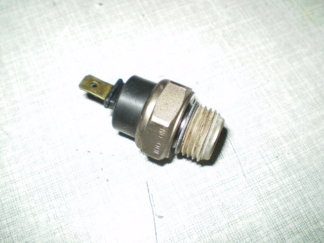 Honda CB1000F SC30 Temperaturfühler vom Wasserkühler