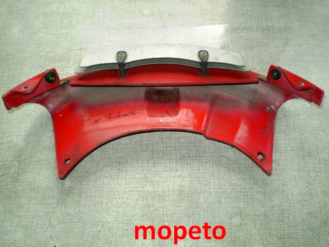 Ducati ST4 S2 Verkleidung unter dem Scheinwerfer