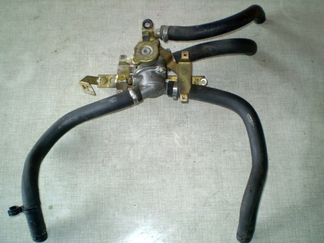 Honda CBR 1000 F Sc21 Wassereinfuellstutzen