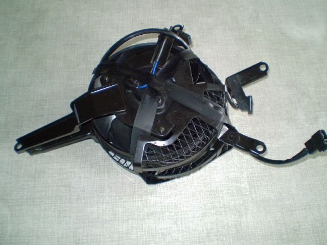 1108 ZZR1200 ZXT20C Lüfter Wasserkühler r l