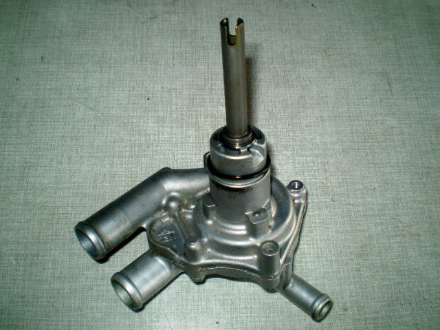 Fireblade CBR 1000 SC 57 Wasserpumpe